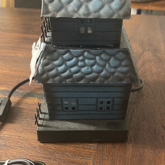 👻 SCENTSY Haunting Good Time Wax Candle Warmer Halloween Ghost Pumpkin Spooky - Picture 5 of 6